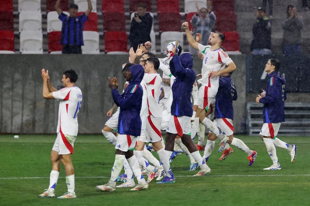 nazionale italiana sotto la curva